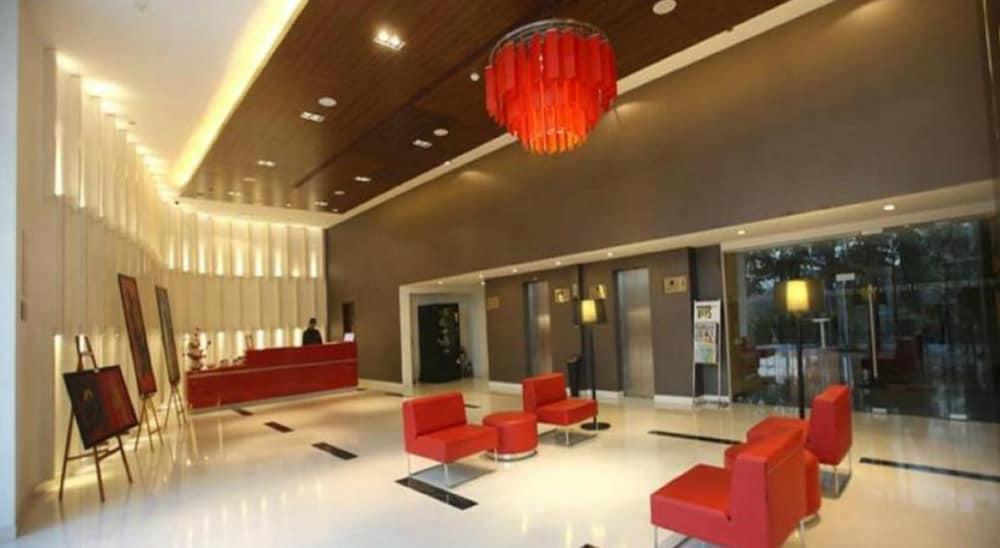 Keys Prima By Lemon Tree Hotels, Pimpri, Pune Exteriör bild