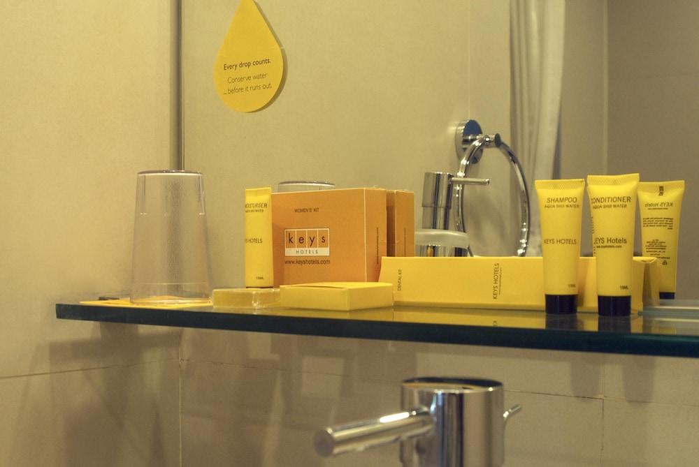 Keys Prima By Lemon Tree Hotels, Pimpri, Pune Exteriör bild