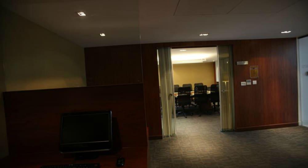 Keys Prima By Lemon Tree Hotels, Pimpri, Pune Exteriör bild