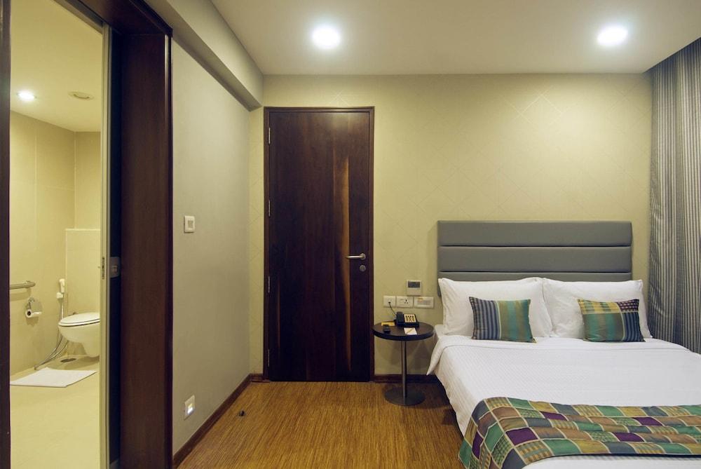 Keys Prima By Lemon Tree Hotels, Pimpri, Pune Exteriör bild