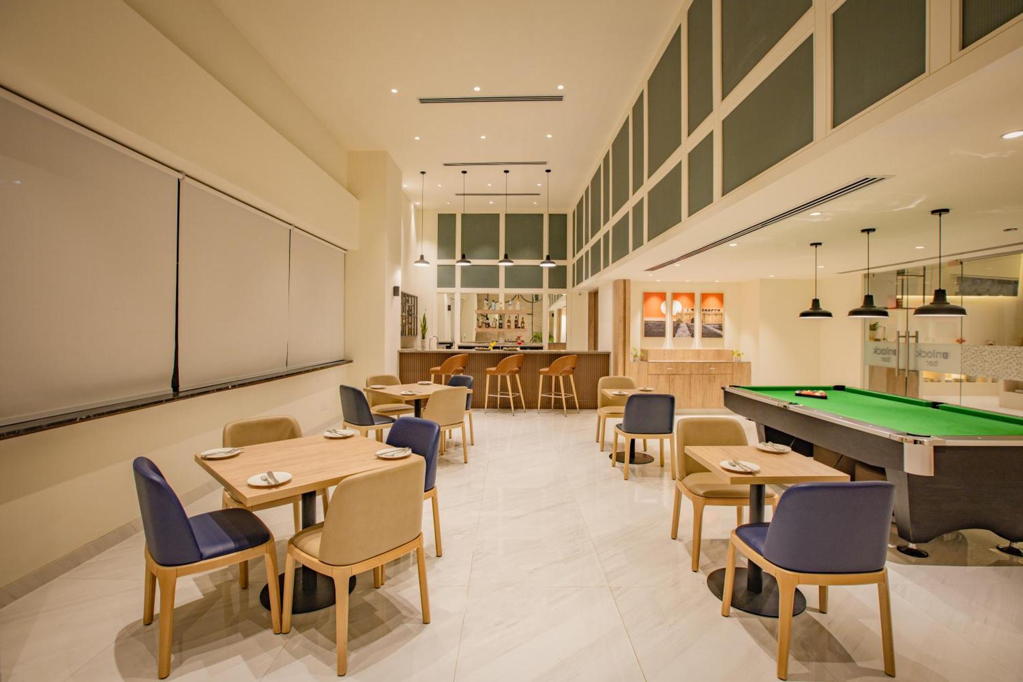 Keys Prima By Lemon Tree Hotels, Pimpri, Pune Exteriör bild