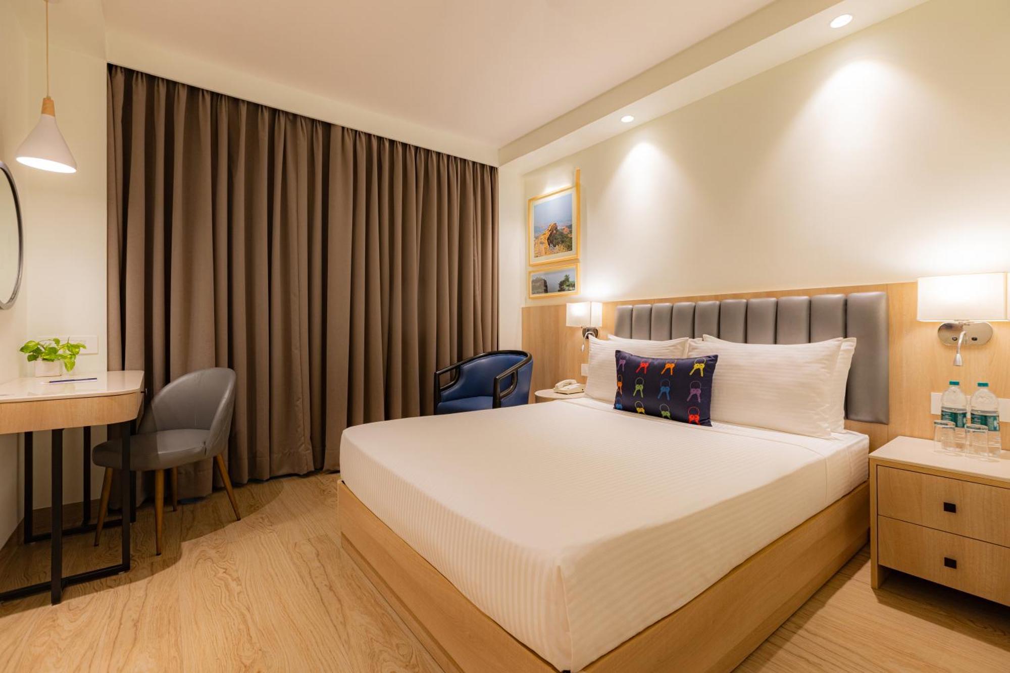 Keys Prima By Lemon Tree Hotels, Pimpri, Pune Exteriör bild