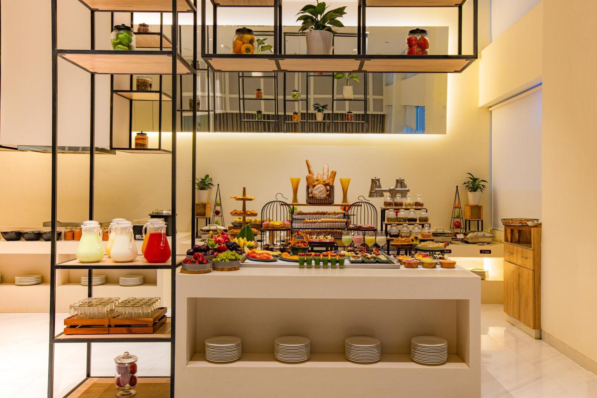 Keys Prima By Lemon Tree Hotels, Pimpri, Pune Exteriör bild