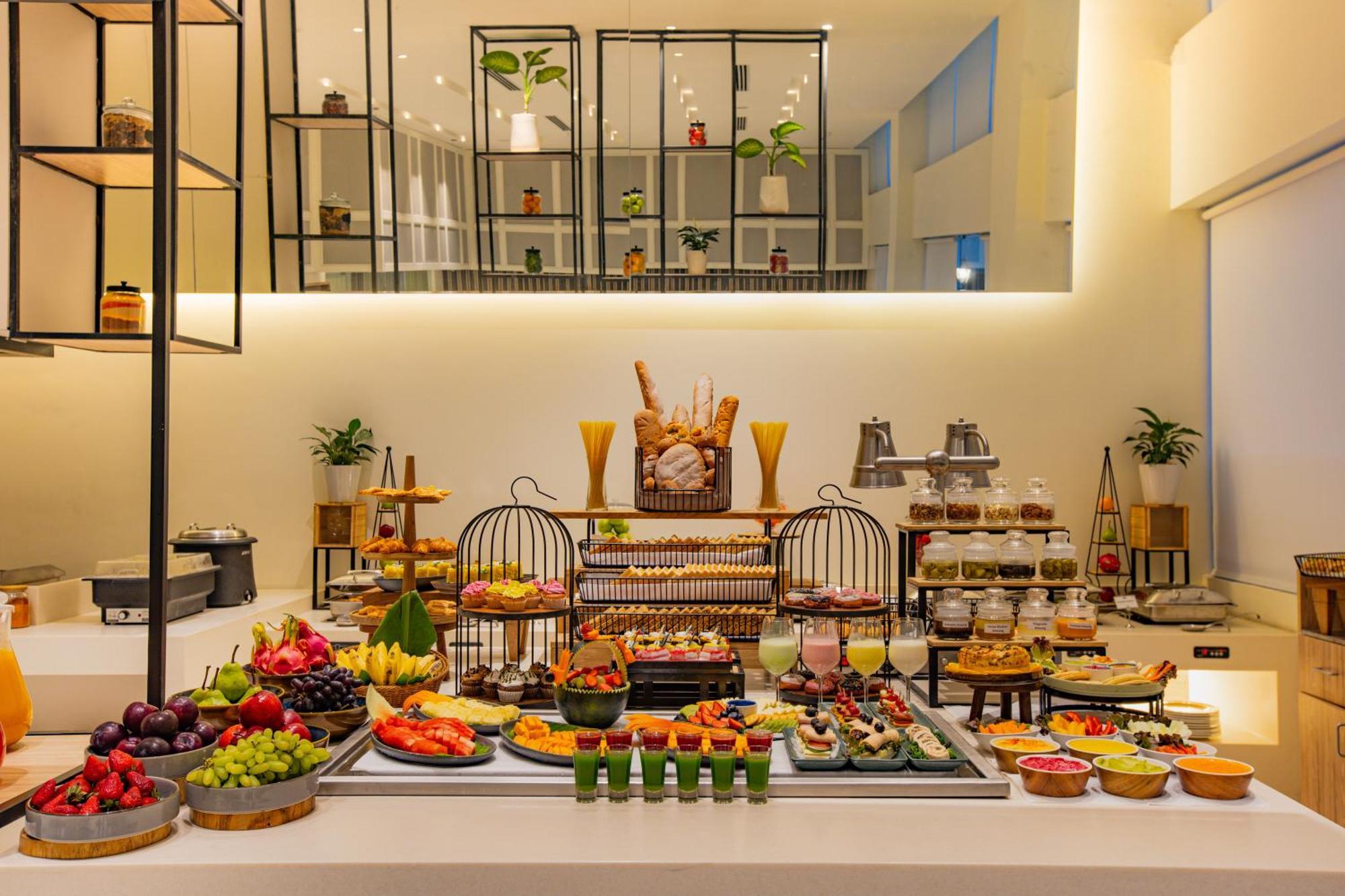 Keys Prima By Lemon Tree Hotels, Pimpri, Pune Exteriör bild