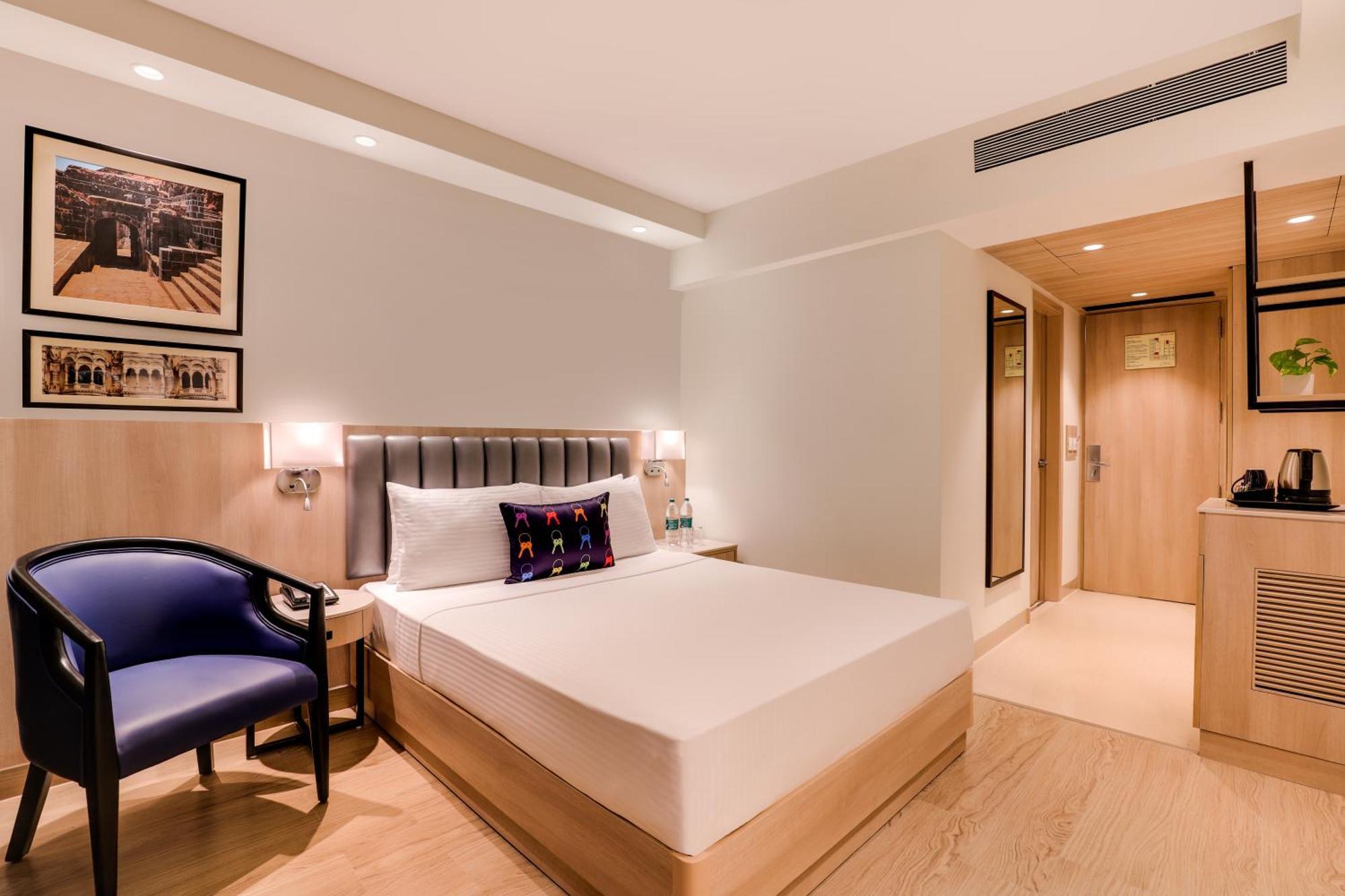 Keys Prima By Lemon Tree Hotels, Pimpri, Pune Exteriör bild