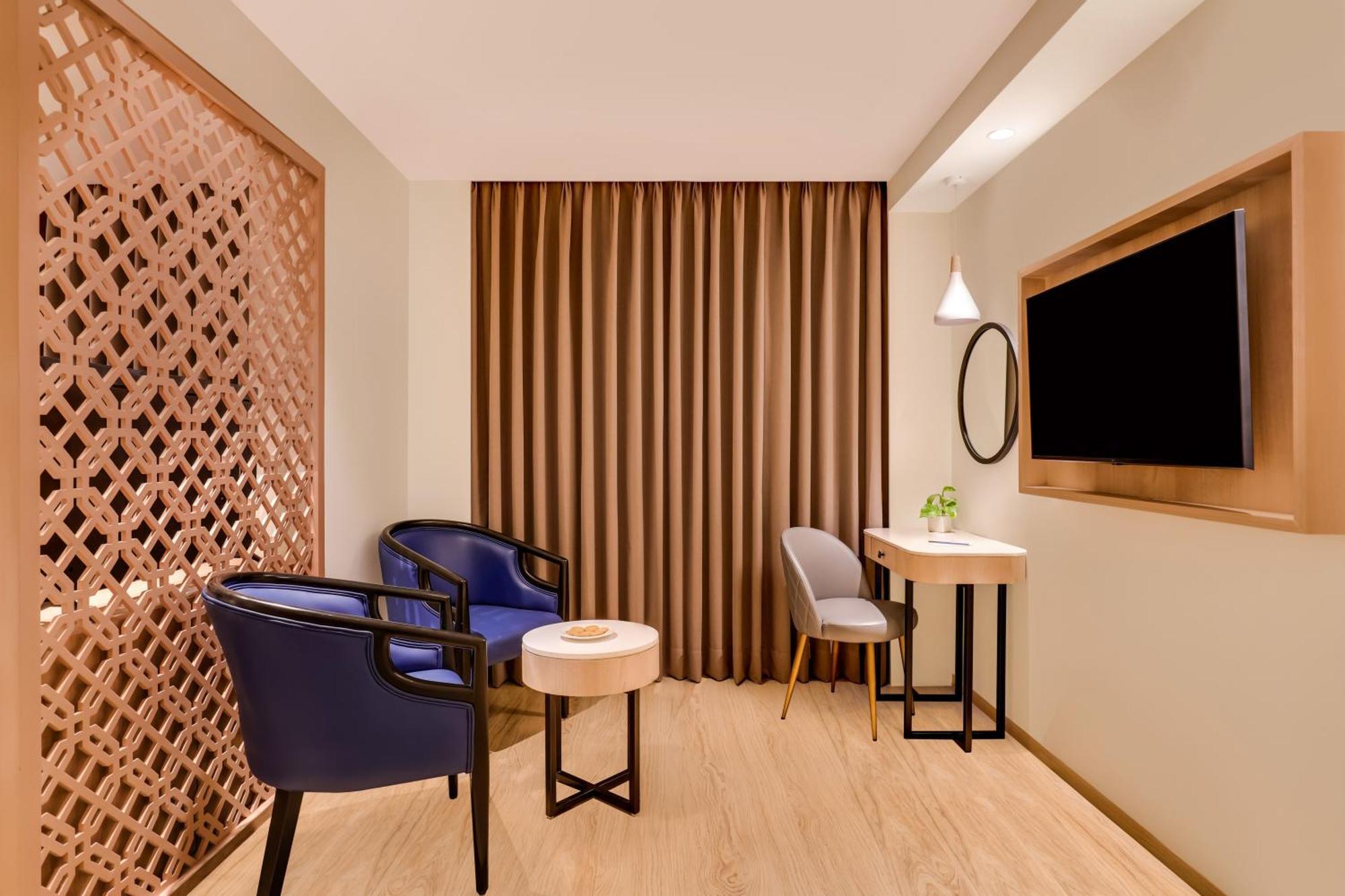 Keys Prima By Lemon Tree Hotels, Pimpri, Pune Exteriör bild