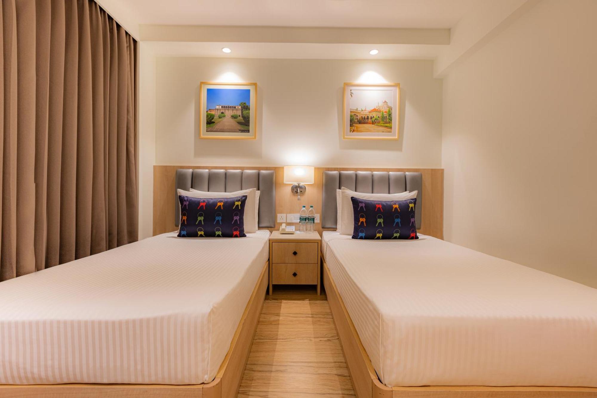 Keys Prima By Lemon Tree Hotels, Pimpri, Pune Exteriör bild