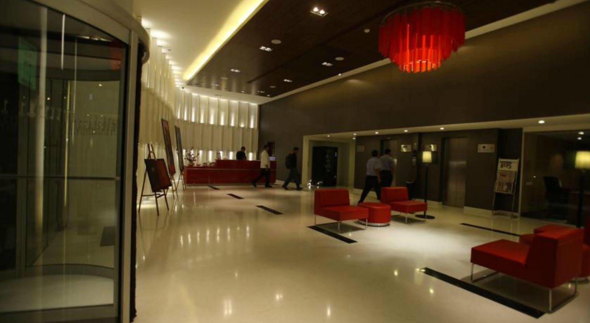 Keys Prima By Lemon Tree Hotels, Pimpri, Pune Exteriör bild